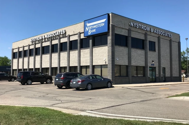 Nystrom and Associates - Moorhead Clinic