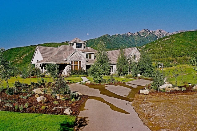 Embark at Hobble Creek