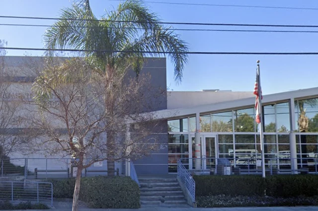 Tarzana Treatment Centers - 18646 Oxnard Steet