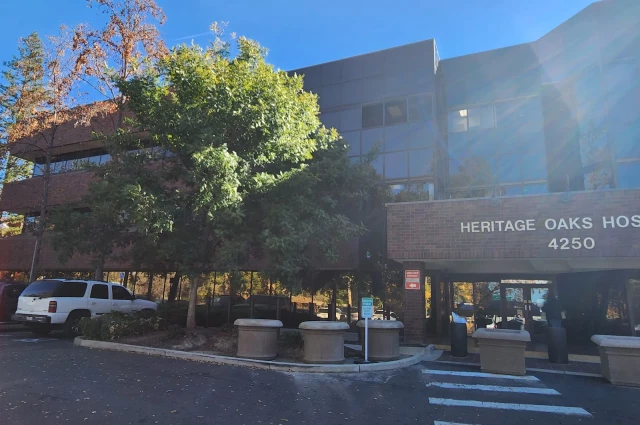 Heritage Oaks Hospital