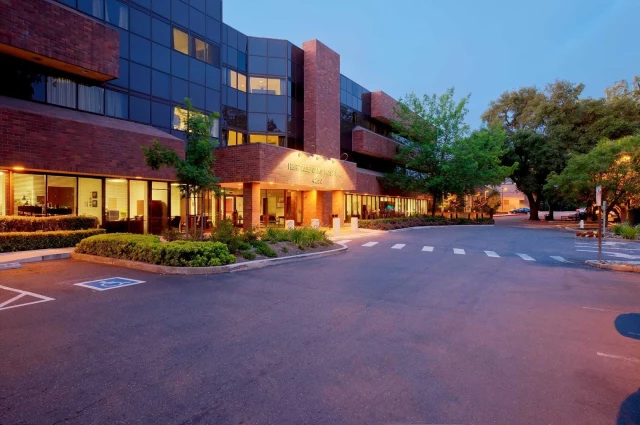 Heritage Oaks Hospital
