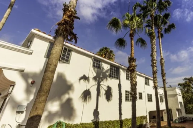 Pacific Hills - Men's Residential