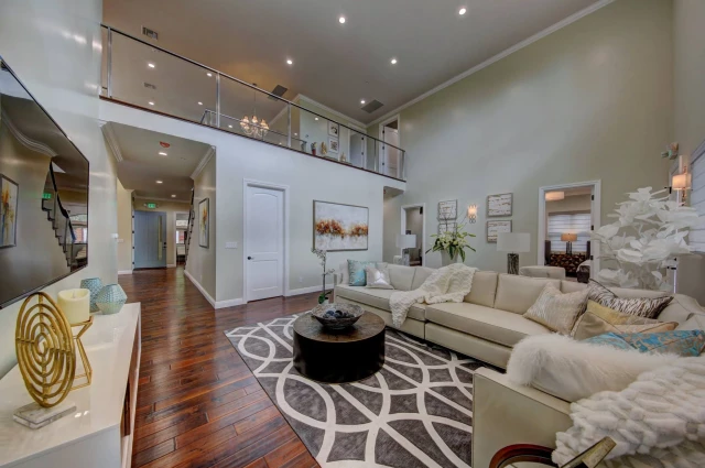 Pax House