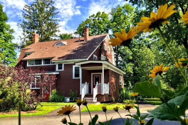 Spruce Mountain Inn