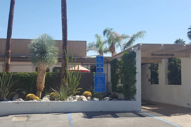 Michael's House - Women's Center