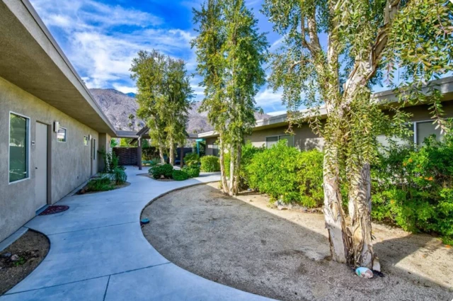 Michael's House Outpatient Center