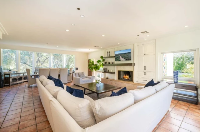 Access Malibu (Cliffside Malibu)