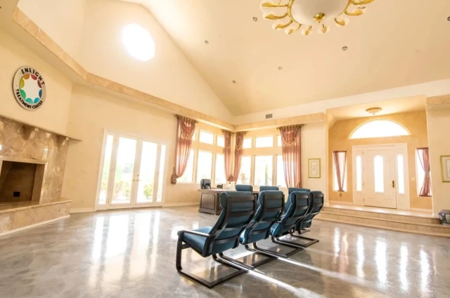 Enlight Treatment Center