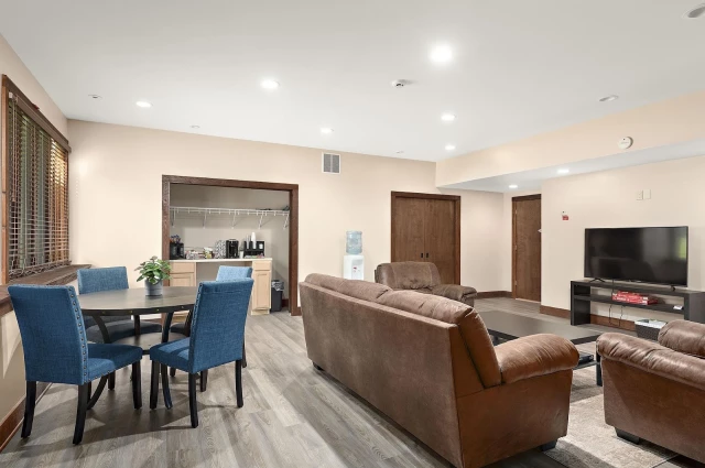 Cedar Oaks Wellness Center