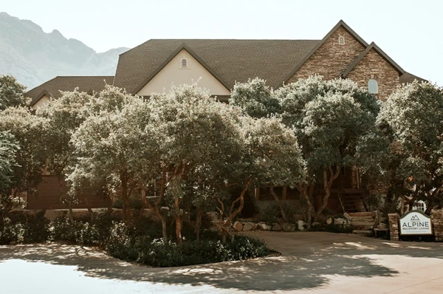 Alpine Recovery Lodge
