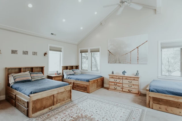 Alpine Recovery Lodge