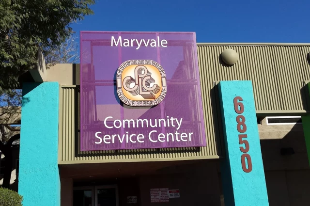 Chicanos Por La Causa - Centro De La Familia