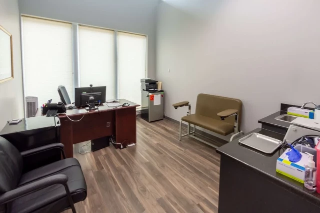 Symetria Recovery - Naperville