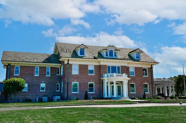 The Grove Estate Addiction Treatment