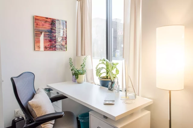 Clarity Clinic Lakeview Broadway