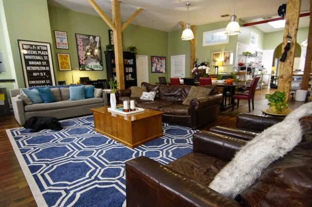Williamsburg House