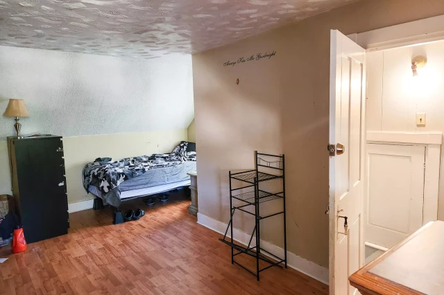 Union Men's Sober House