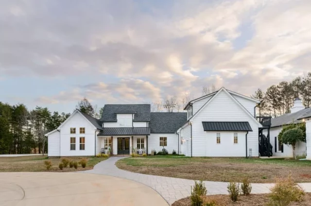 Newport Academy North Carolina - Male Residential