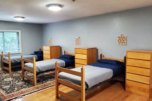 Forest Women's Sober House