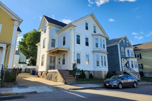 County Men's Sober House