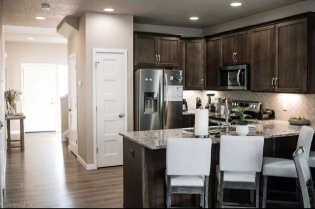 White House Recovery Post Falls