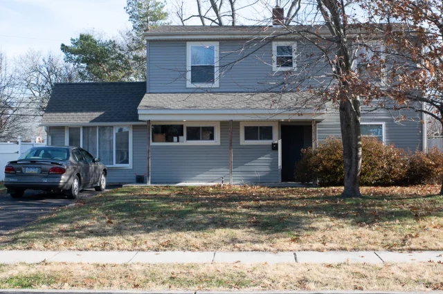 Acceptance House Sober Living