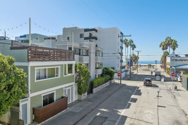 The Little Beach House