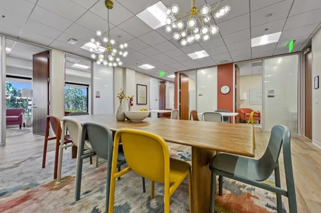 Lightfully Thousand Oaks Outpatient Lightfully Thousand Oaks Outpatient