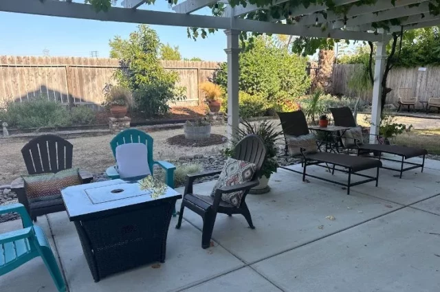 Pacific Oasis Recovery - The Rivertree House