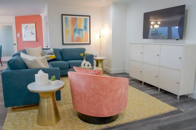 Lightfully Escondido Teen Residential Lightfully Escondido Teen Residential