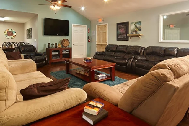 Addiction Recovery Care (ARC) - Lake Hills Oasis