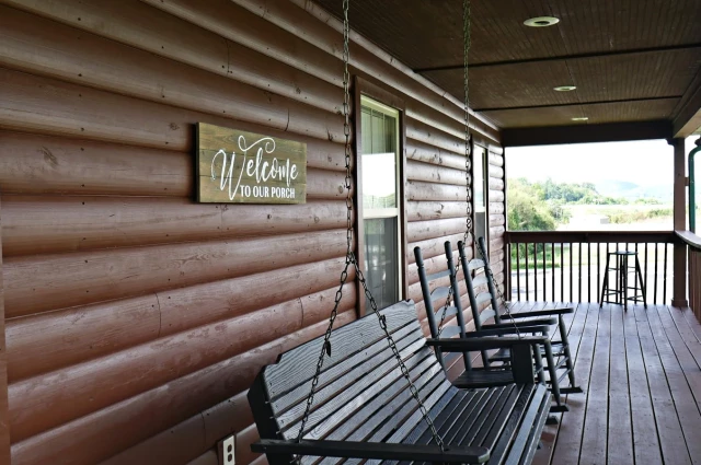 Addiction Recovery Care (ARC) - Lake Hills Oasis
