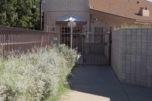 Casa De Los Ninos - Outpatient Treatment Services