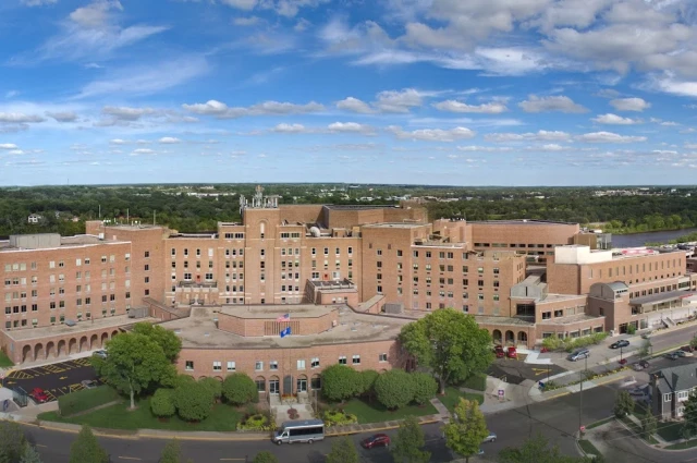 Saint Cloud Hospital - CentraCare Health