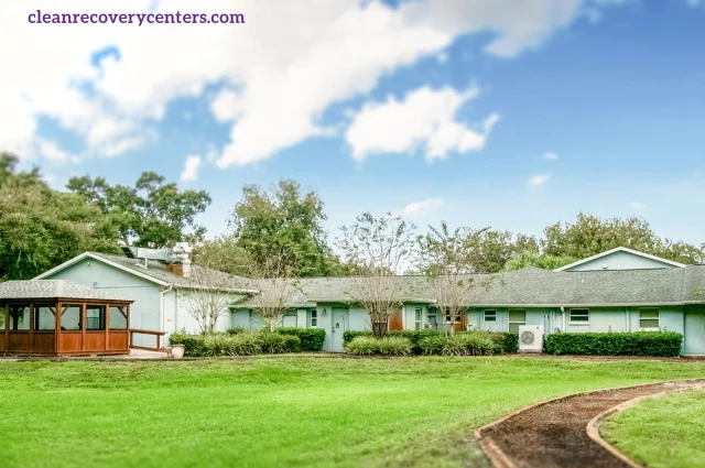 Clean Recovery Centers