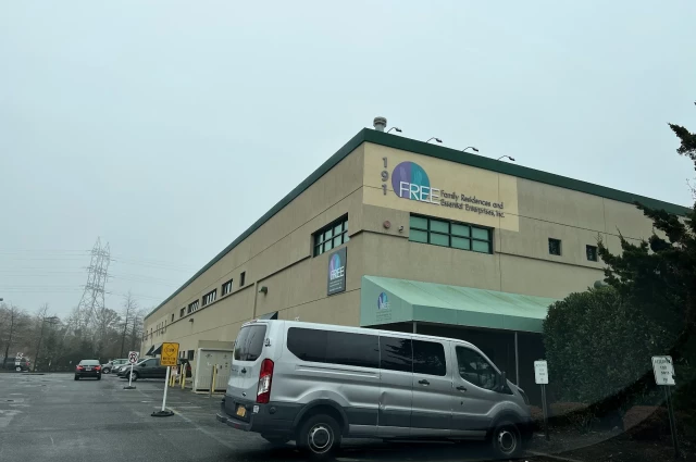 Family Residence and Essential Ent - Terrys Place PROS