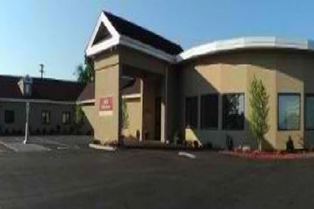 Farnum Center