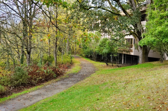 Greater Lakes Mental Healthcare - Seeley Lake Lodge