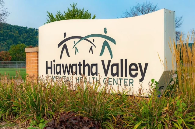 Hiawatha Valley Mental Health Center - Bluffview Board and Lodge