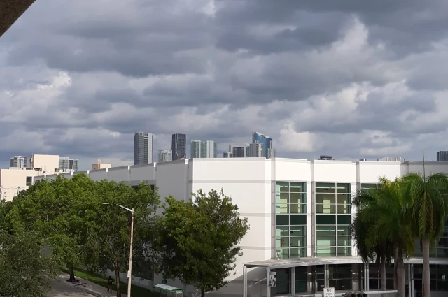 Jackson Memorial Hospital - Behavioral Health Hospital