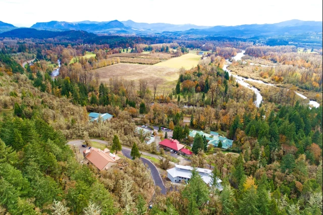 Jasper Mountain