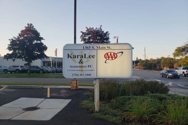 KaraLee and Associates PC