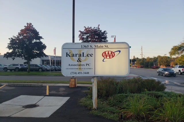 KaraLee and Associates PC