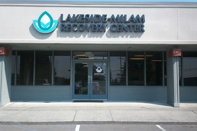 Lakeside Milam