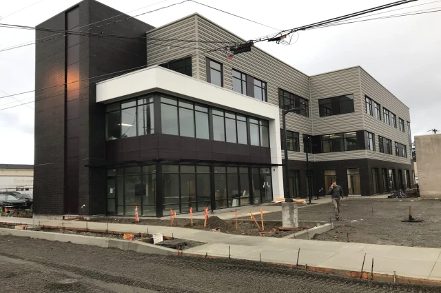 LifeWorks NW - Rockwood