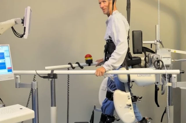 Madonna Rehabilitation Hospital - Traumatic Brain Injury Program