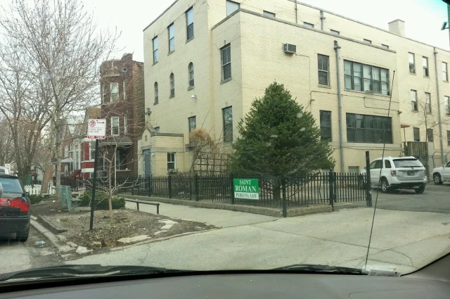 Pilsen Inn Residential