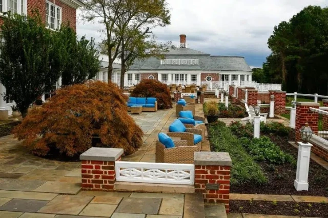 Recovery Centers of America at Bracebridge Hall