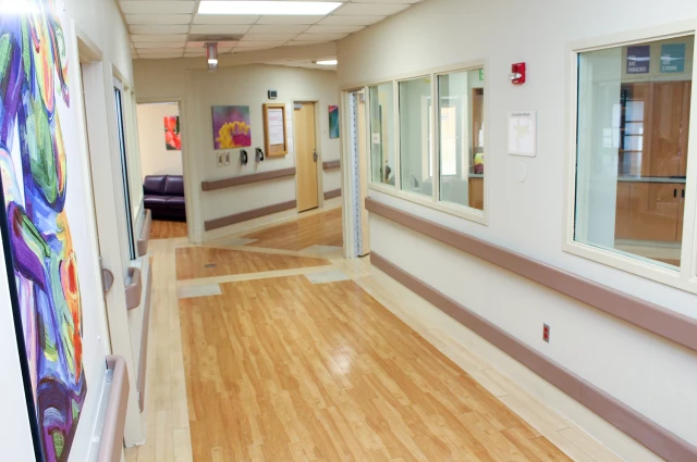 Brook Hospital - Dupont