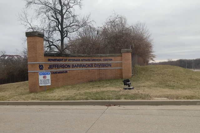 Saint Louis Veterans Affairs Medical Center 1 Jefferson Barracks Drive